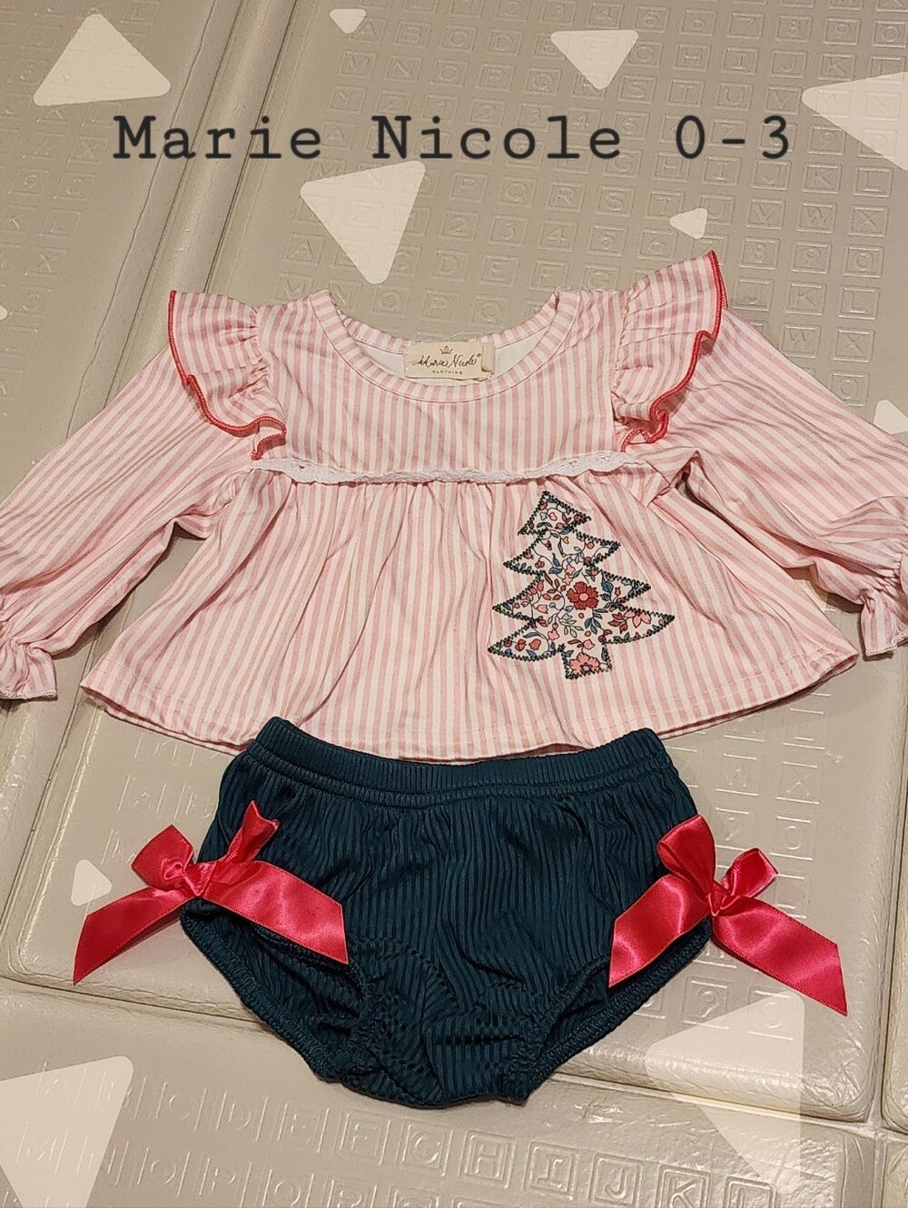 Marie Nicole Darling Christmas Bloomer Set